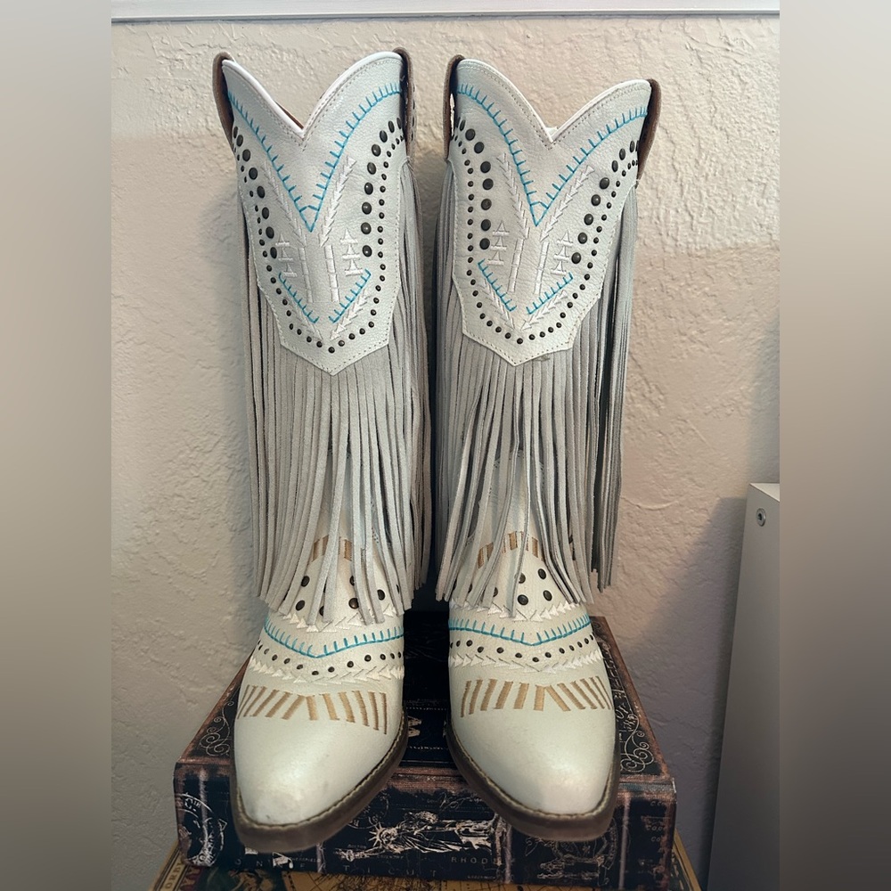 Dingo Gypsy Embroidery Studded Fringe Western Cowboy Boots